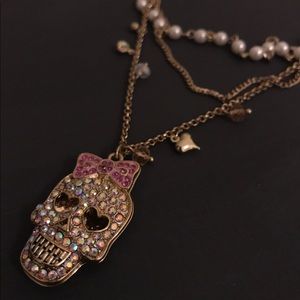 Betsey Johnson triple layer skull necklace